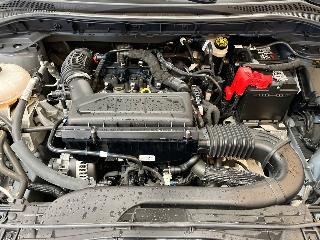 Used 2023 Vapor Blue Ford Active image 29