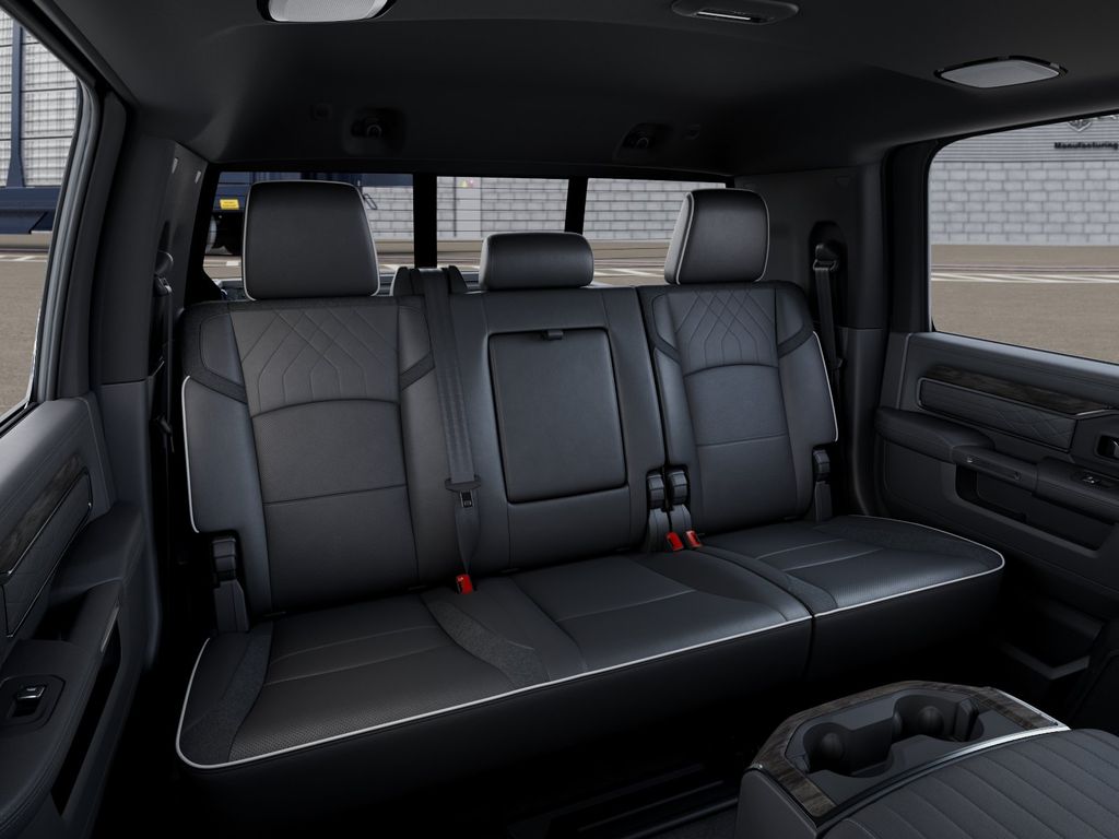 New 2026 Diamond Black Crystal Pearlcoat Ram Limited image 15