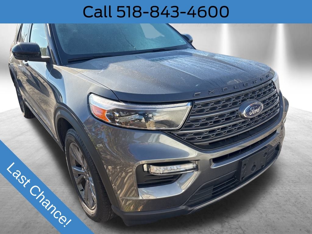 2023 Ford Explorer XLT 202A - 0