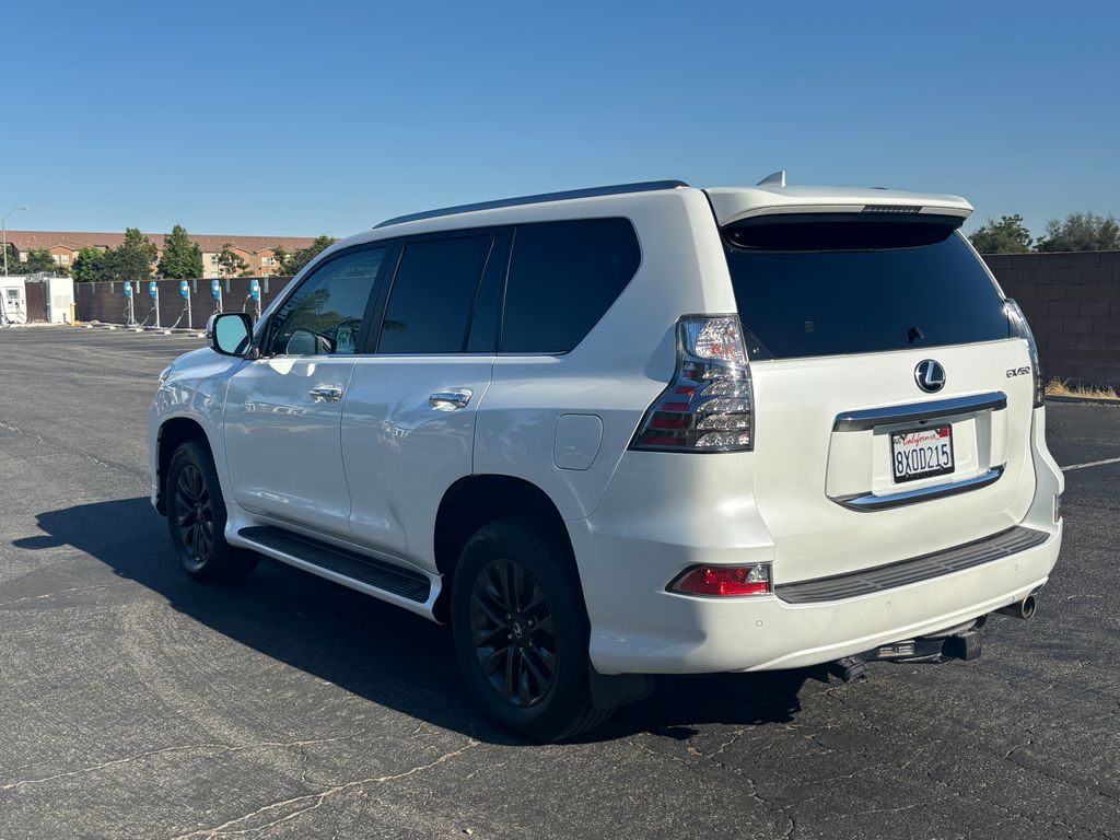Thumbnail: 2021 Lexus GX - 7
