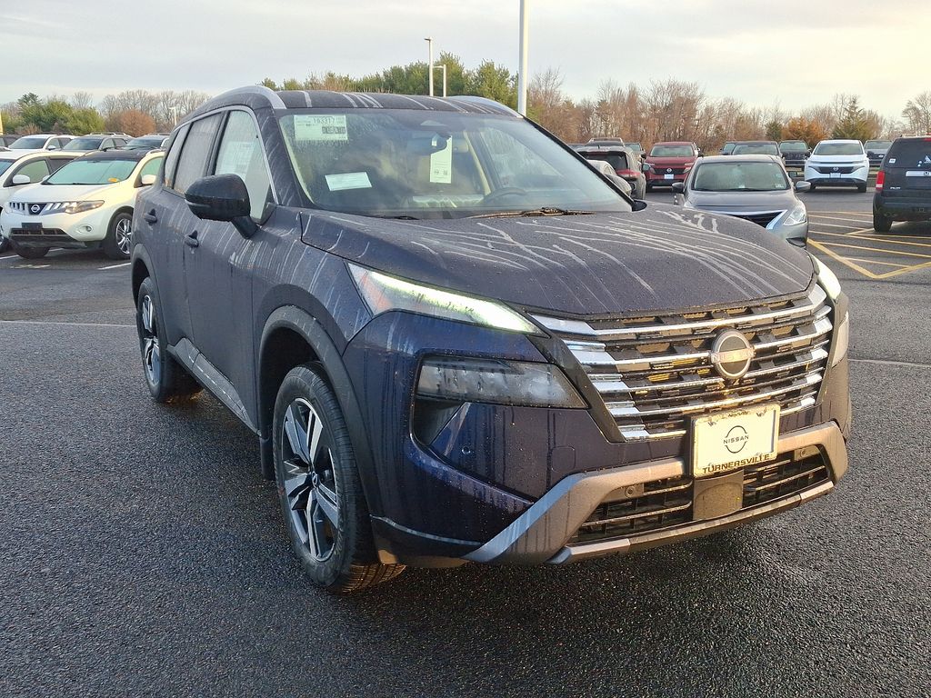 2025 Nissan Rogue SL 2
