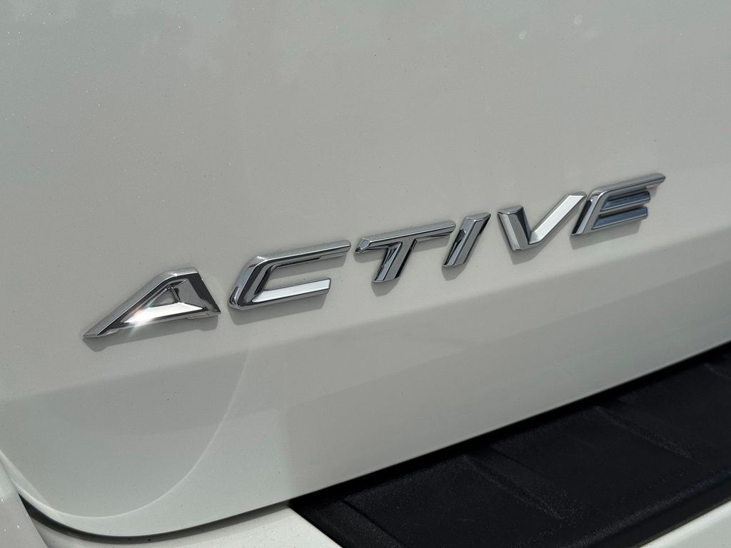 2025 Ford Explorer Active White Metallic - Jim Hudson Acura - Image 14
