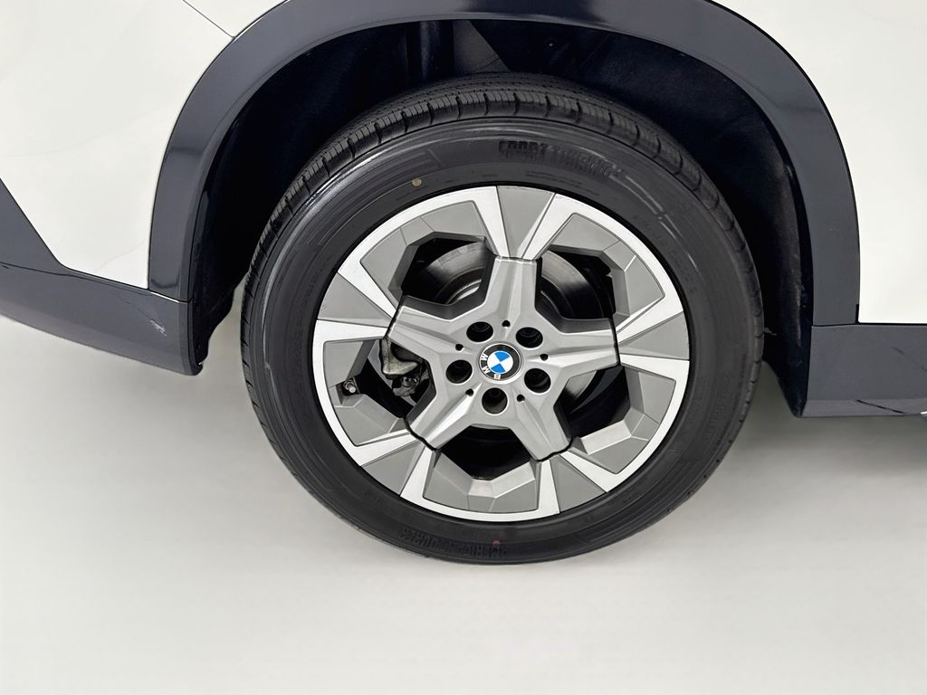 Thumbnail: 2025 BMW X1 - 30
