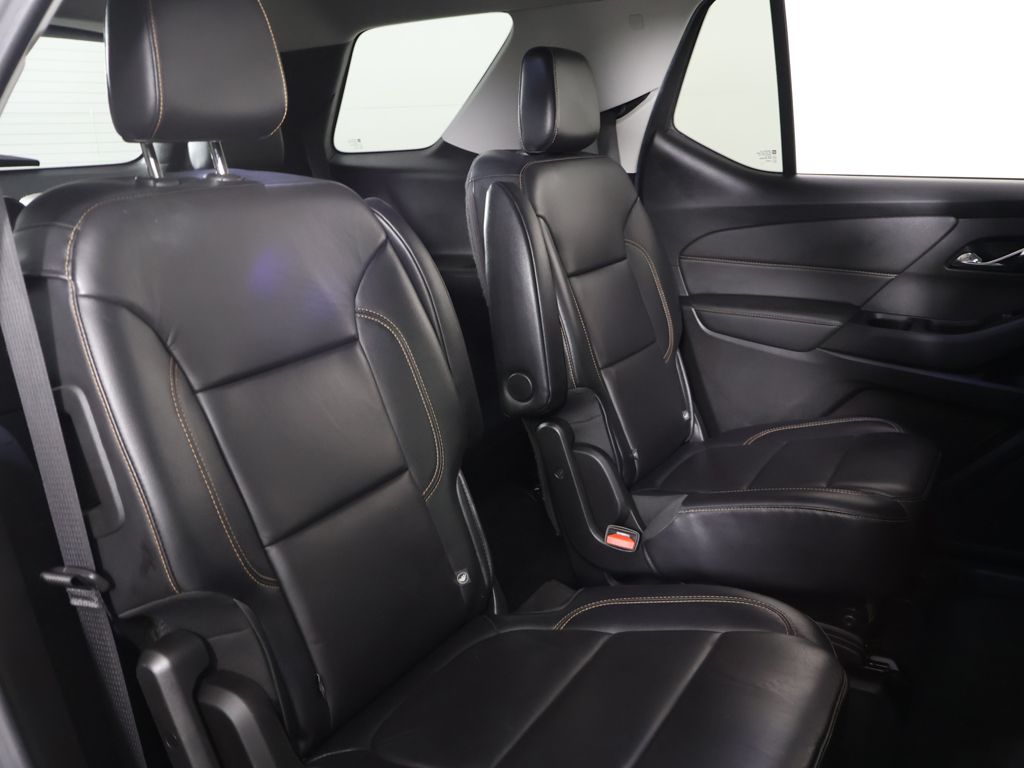 Used 2018 White Chevrolet 3LT image 34
