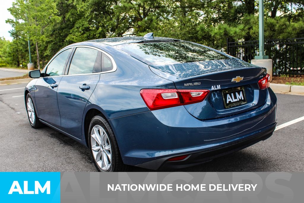 Used 2024 Blue Chevrolet LT image 4