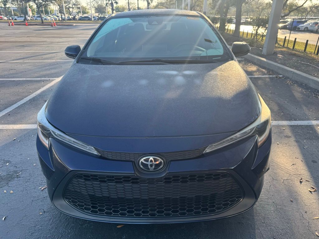 2020 Toyota Corolla LE 8