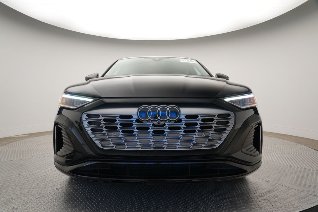 Thumbnail: 2024 Audi Q8 e-tron - 5