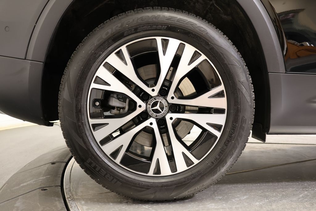 Thumbnail: 2026 Mercedes-Benz GLB - 13