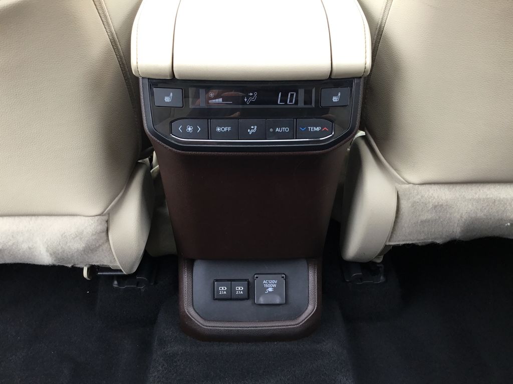 2021 Toyota Highlander Platinum 14