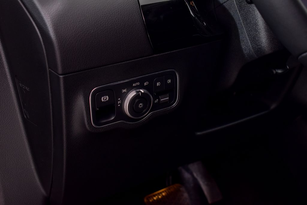 Thumbnail: 2026 Mercedes-Benz GLA - 30