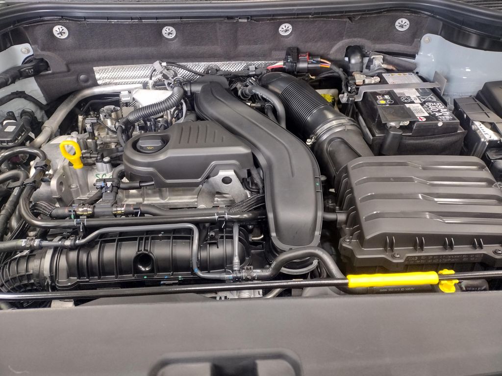 2026 Volkswagen Taos 1.5T SEL