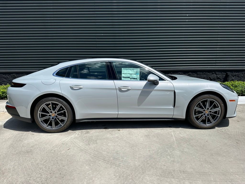 Thumbnail: 2025 Porsche Panamera - 8