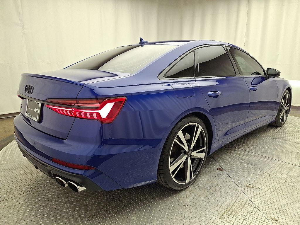 Thumbnail: 2023 Audi S6 - 4