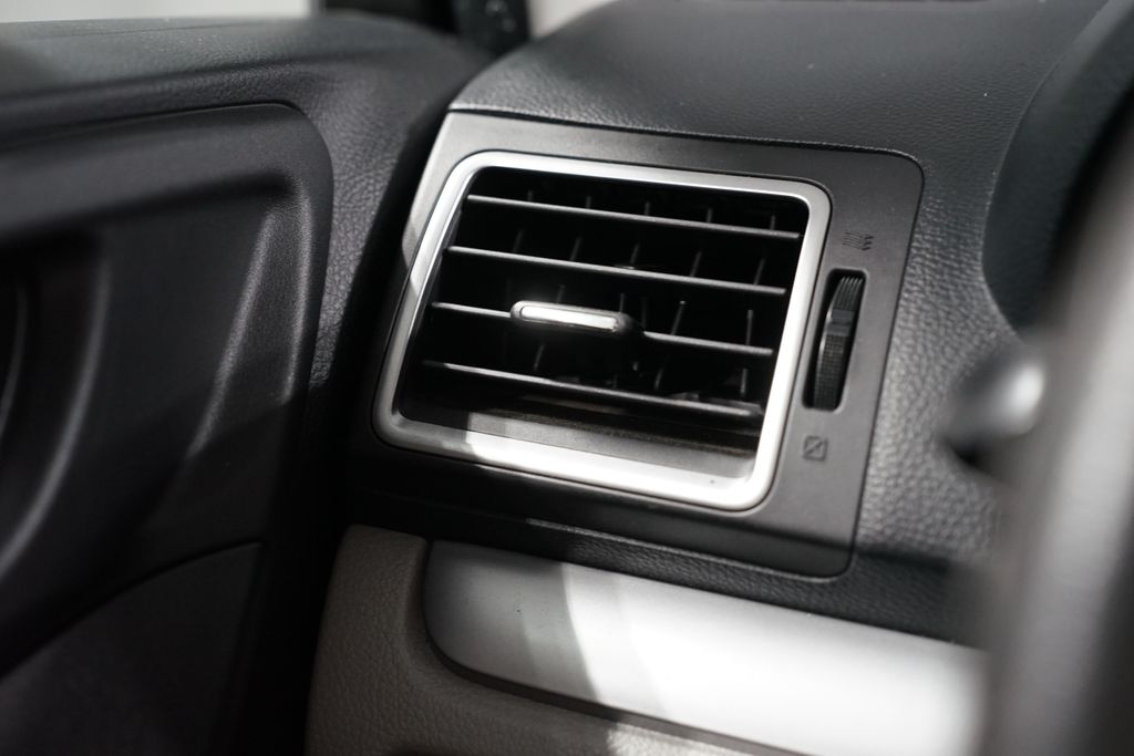 Thumbnail: 2016 Subaru Forester - 22