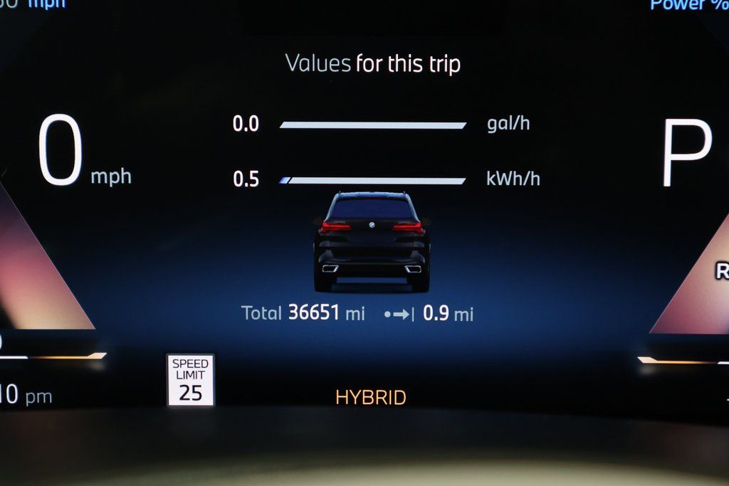 Thumbnail: 2024 BMW X5 - 17