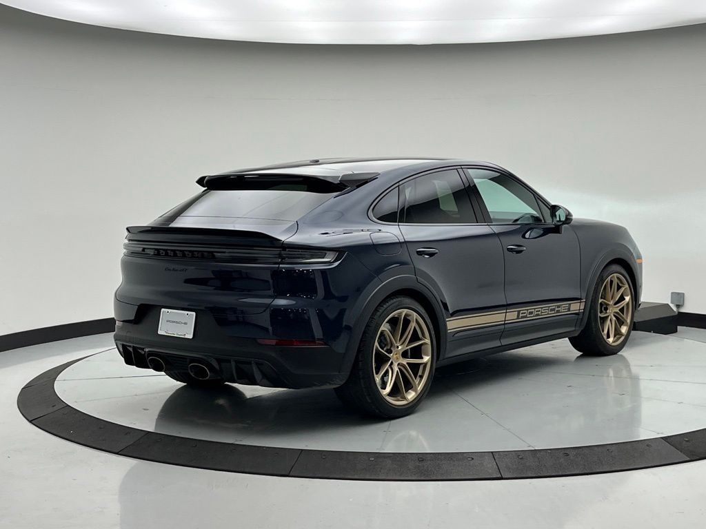 Thumbnail: 2024 Porsche  - 7