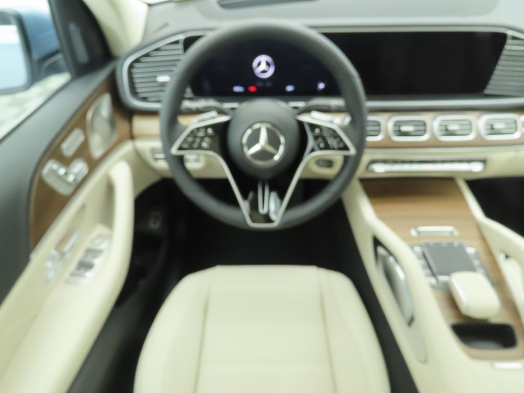 Thumbnail: 2025 Mercedes-Benz GLE - 11