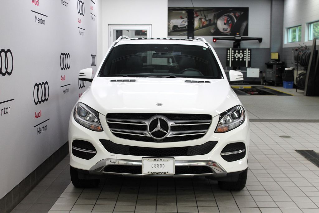 Thumbnail: 2017 Mercedes-Benz GLE - 9