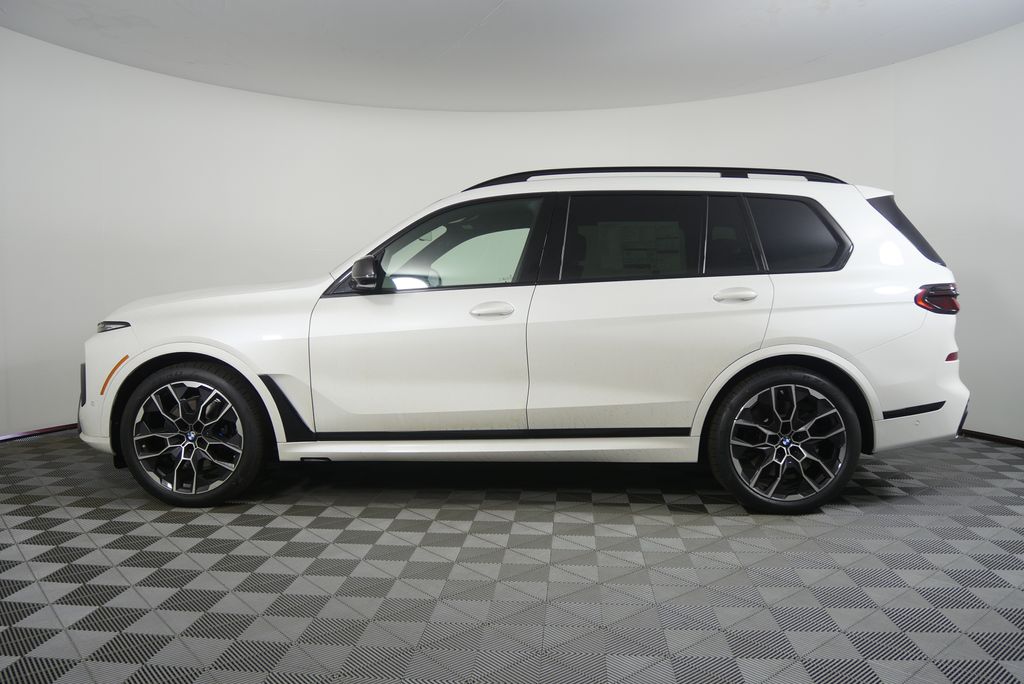 Thumbnail: 2027 BMW X7 - 6