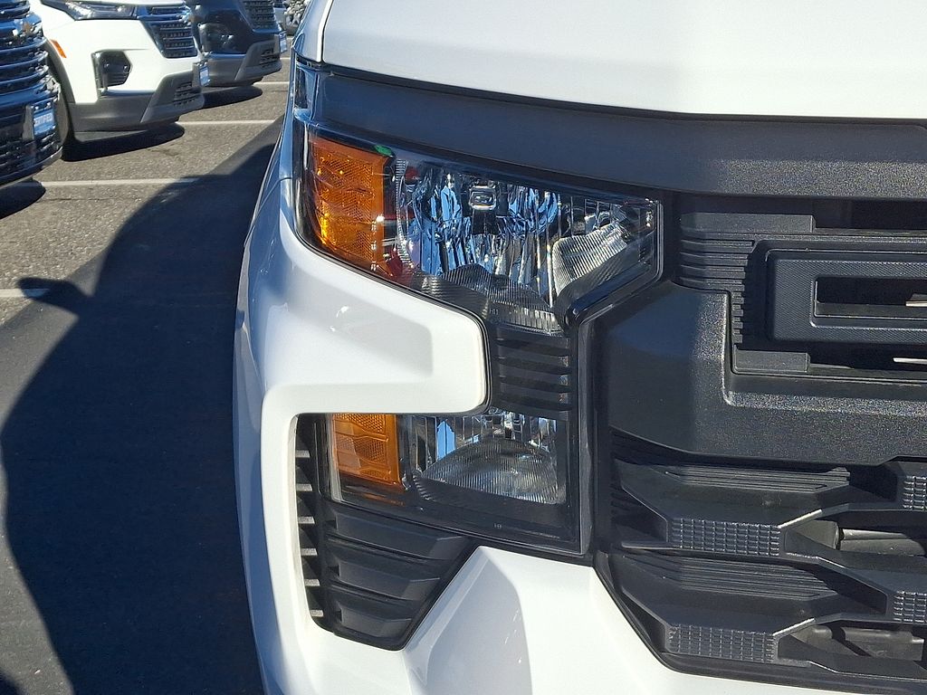 Thumbnail: 2025 Chevrolet Silverado 1500 - 9