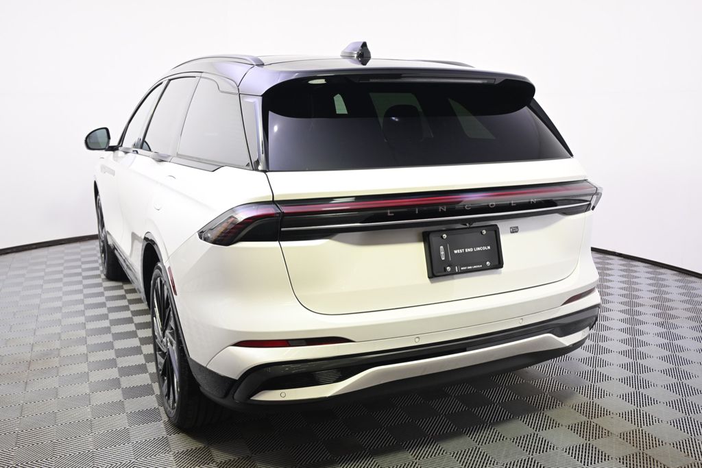 New 2026 White Lincoln Reserve image 4