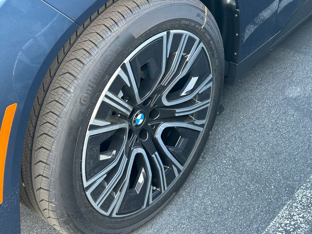Thumbnail: 2026 BMW X3 - 3