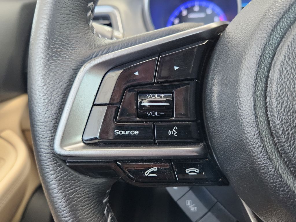2019 Subaru Outback 2.5i White at Legacy Ford