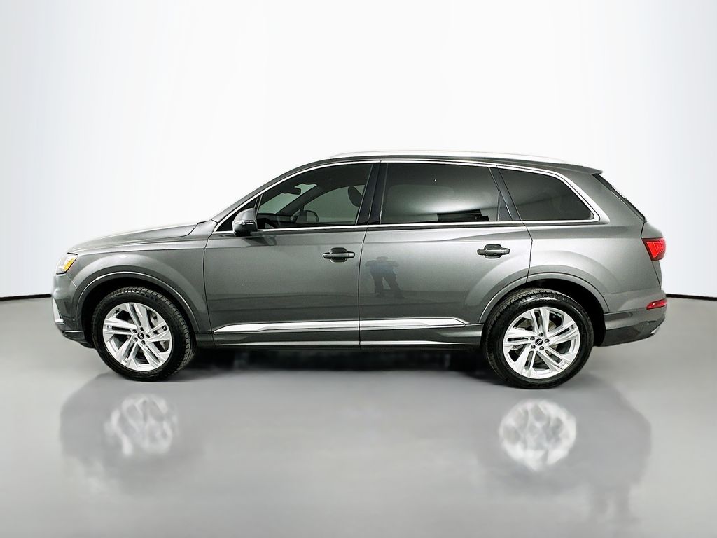 Thumbnail: 2021 Audi Q7 - 8