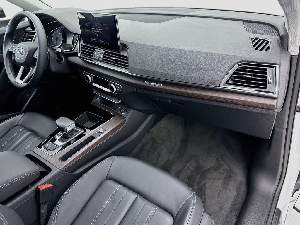 Thumbnail: 2023 Audi Q5 - 15