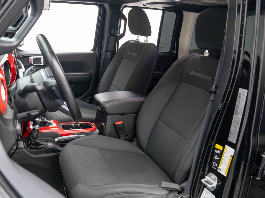 2020 Jeep Wrangler Unlimited Sahara photo