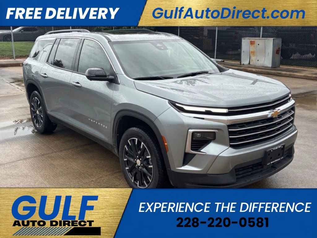 Sterling Gray Metallic 2026 Chevrolet Traverse SUV / Crossover Front-Wheel Drive 8-Speed Automatic