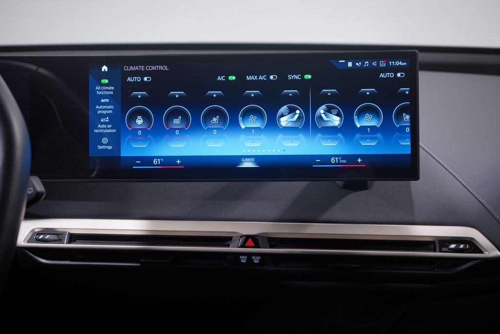 2023 BMW iX xDrive50 13