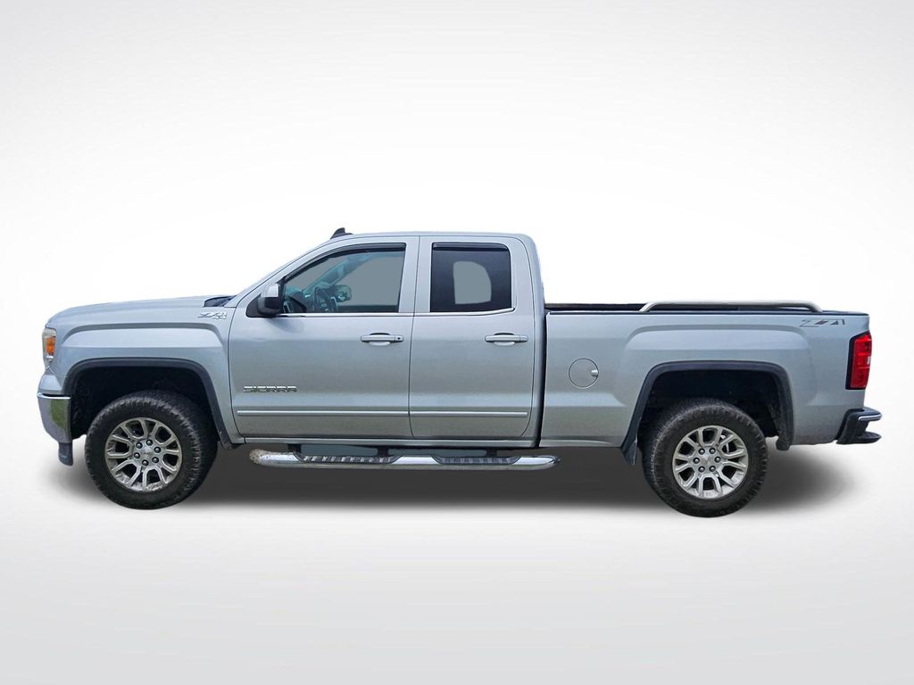 2015 Quicksilver Metallic GMC Sierra 1500 SLE 4X4 Truck
