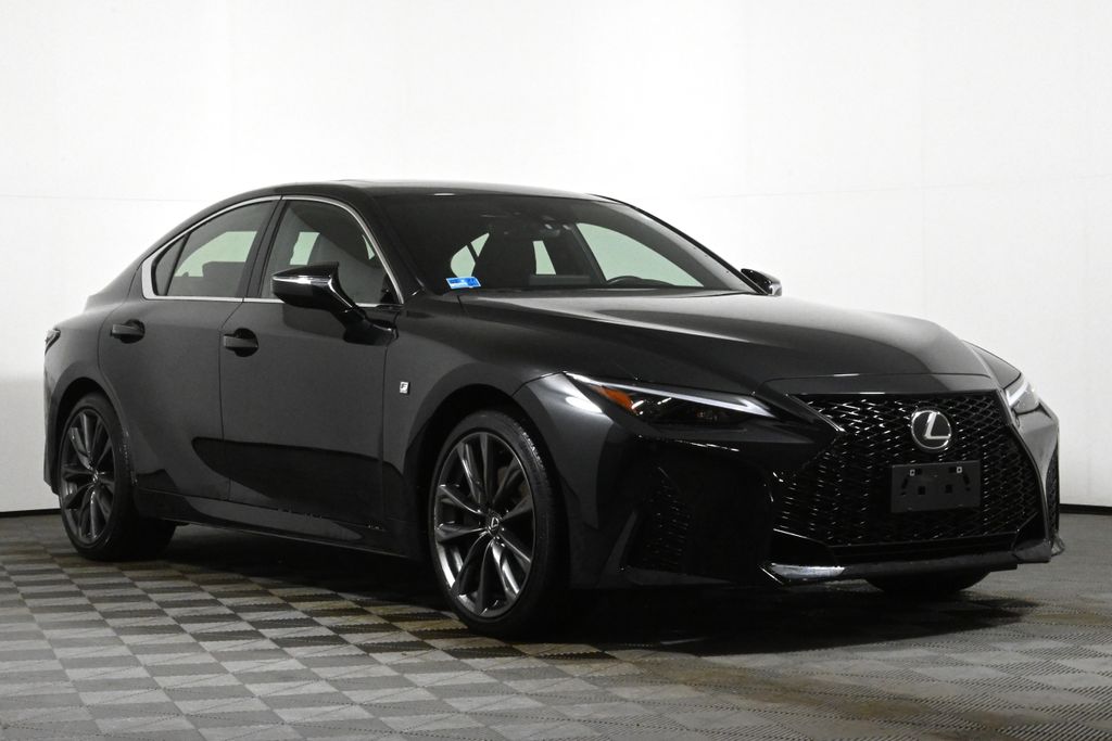 2023 Lexus IS 350 9