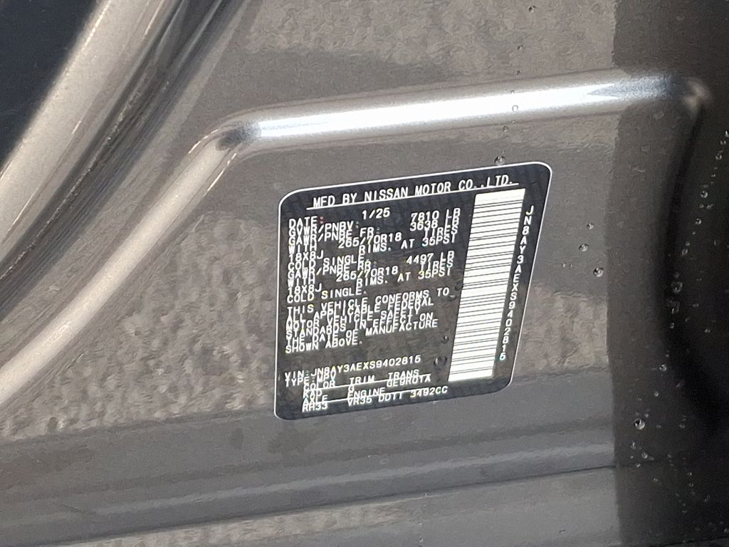 2025 Nissan Armada SV 10