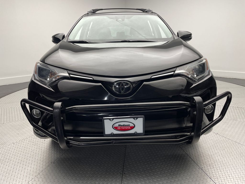 Thumbnail: 2018 Toyota RAV4 - 2