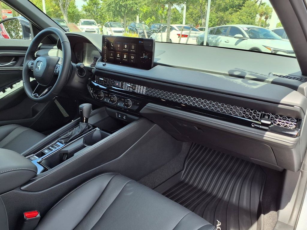 2026 Honda Accord Hybrid Sport-L - Photo 10