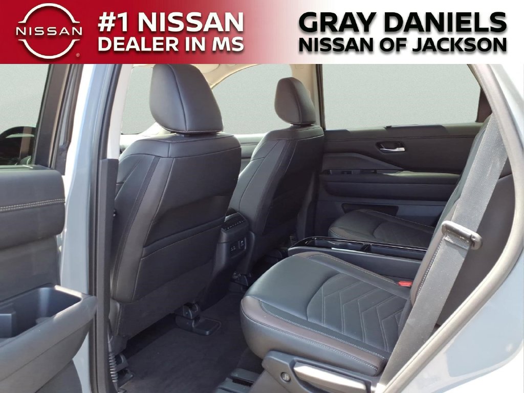 Used 2025 Nissan Pathfinder SUV