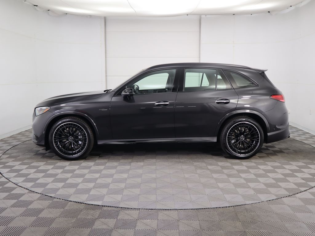 2025 Mercedes-Benz GLC 43 AMG 8