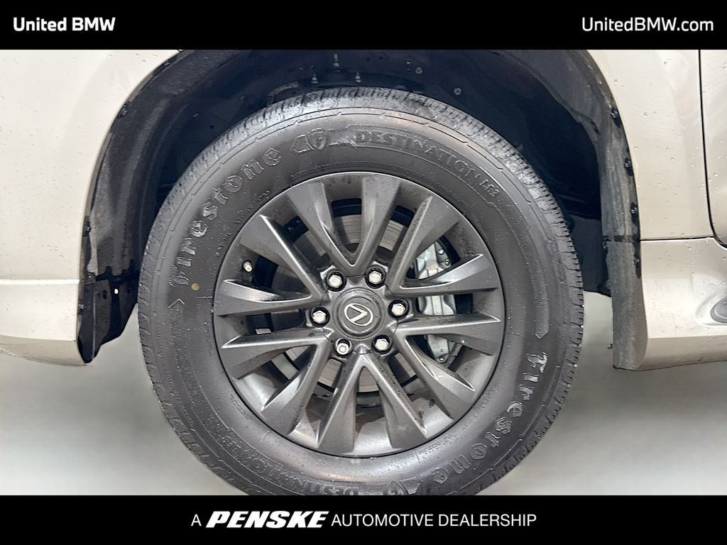 Thumbnail: 2022 Lexus GX - 2