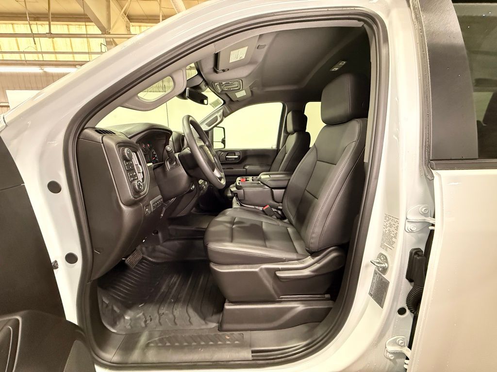 2025 Chevrolet Silverado 3500HD Work Truck