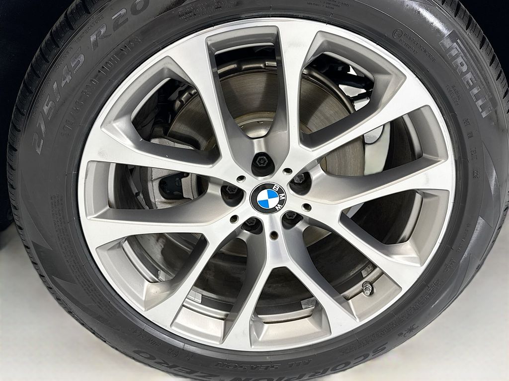 Thumbnail: 2020 BMW X5 - 30