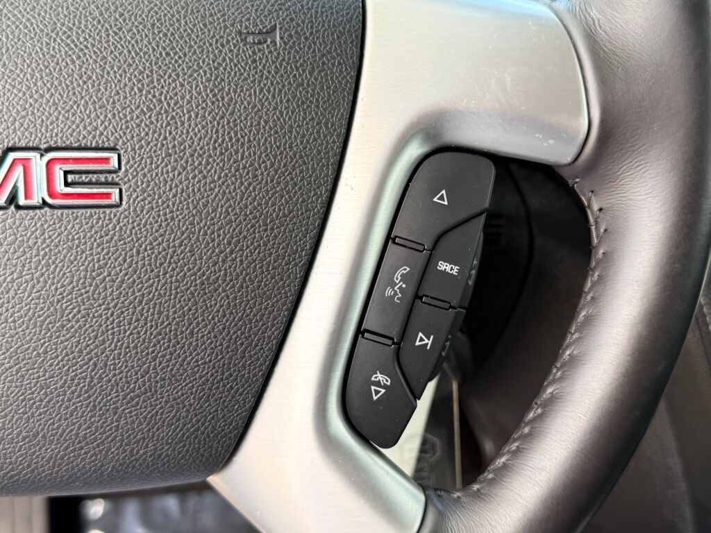 Thumbnail: 2017 GMC Acadia - 29