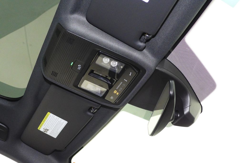 Thumbnail: 2022 Volkswagen ID.4 - 17