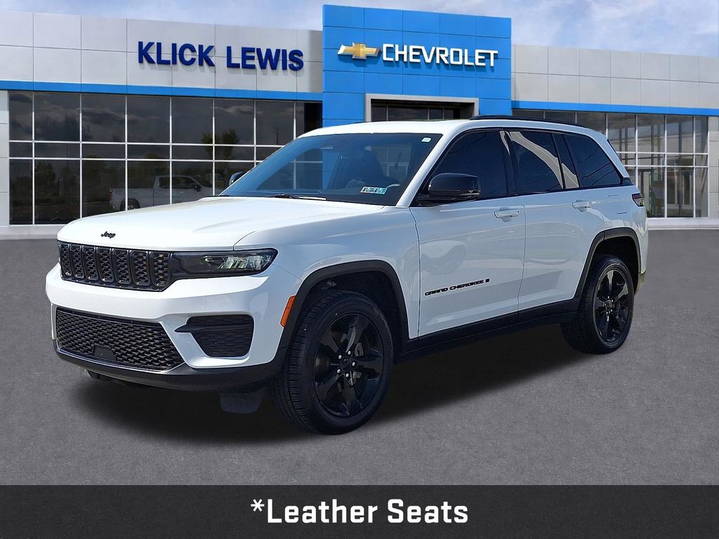 2023 Jeep Grand Cherokee Altitude X White/off-white at Carlisle Cadillac Buick GMC