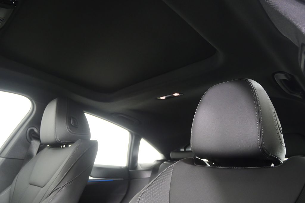 Thumbnail: 2026 BMW i4 - 12