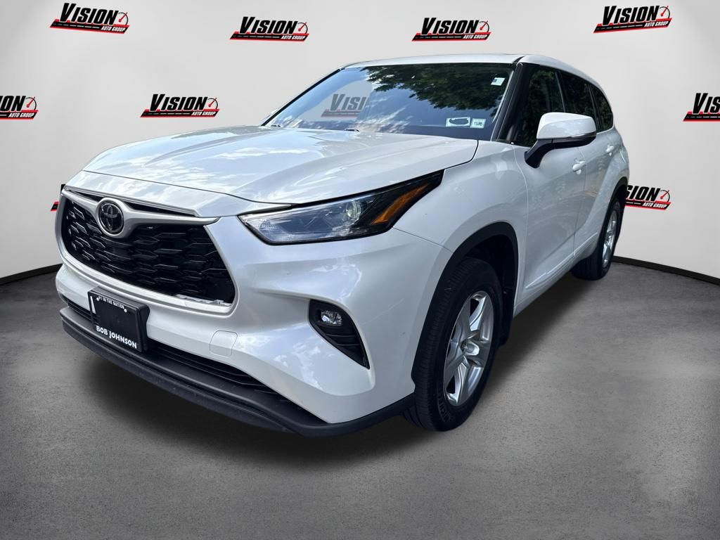 Pearl 2022 Toyota Highlander SUV / Crossover All-Wheel Drive 8-Speed Automatic