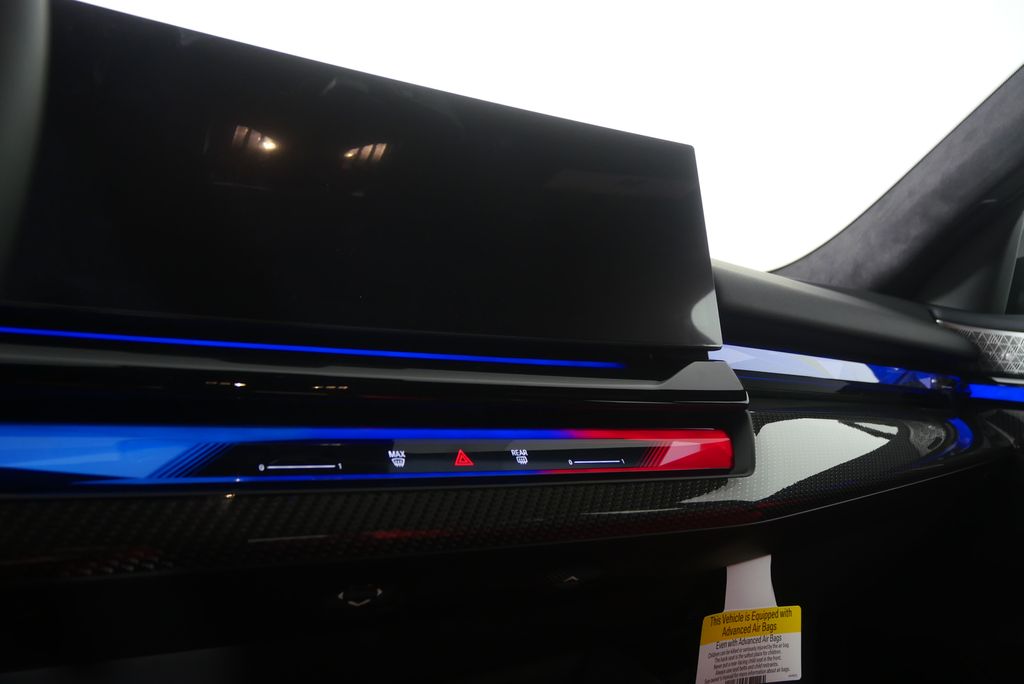 Thumbnail: 2027 BMW M5 - 21