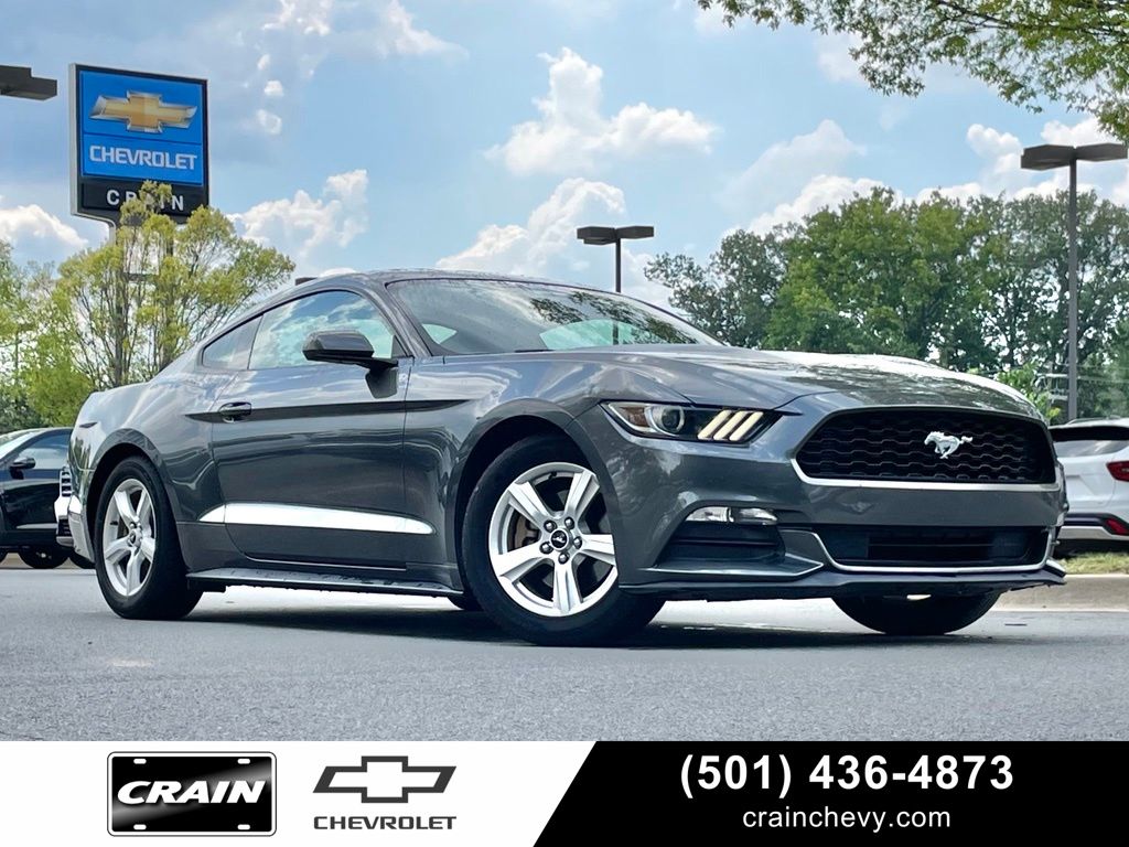  2017 Ford Mustang V6 Coupe RWD   