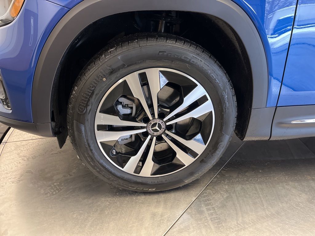 Thumbnail: 2026 Mercedes-Benz GLB - 10